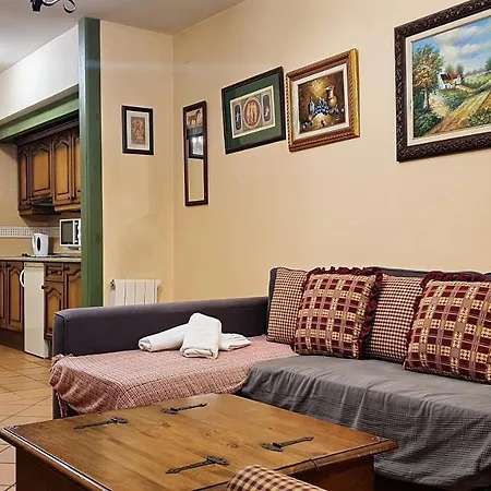 Todosierranevada Zona Baja -plaza Principal-junto A Telecabinas Сьерра-Невада