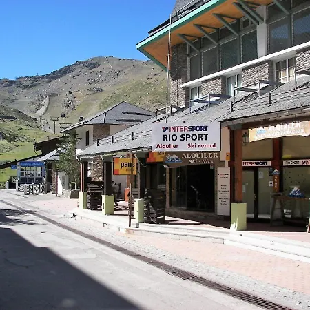 Todosierranevada Zona Baja -plaza Principal-junto A Telecabinas Апартаменты