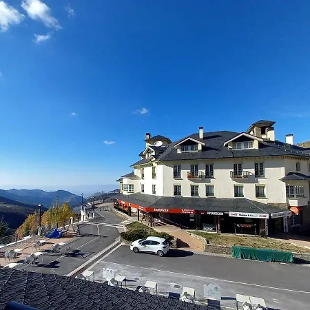 Todosierranevada Zona Baja -plaza Principal-junto A Telecabinas Апартаменты Сьерра-Невада